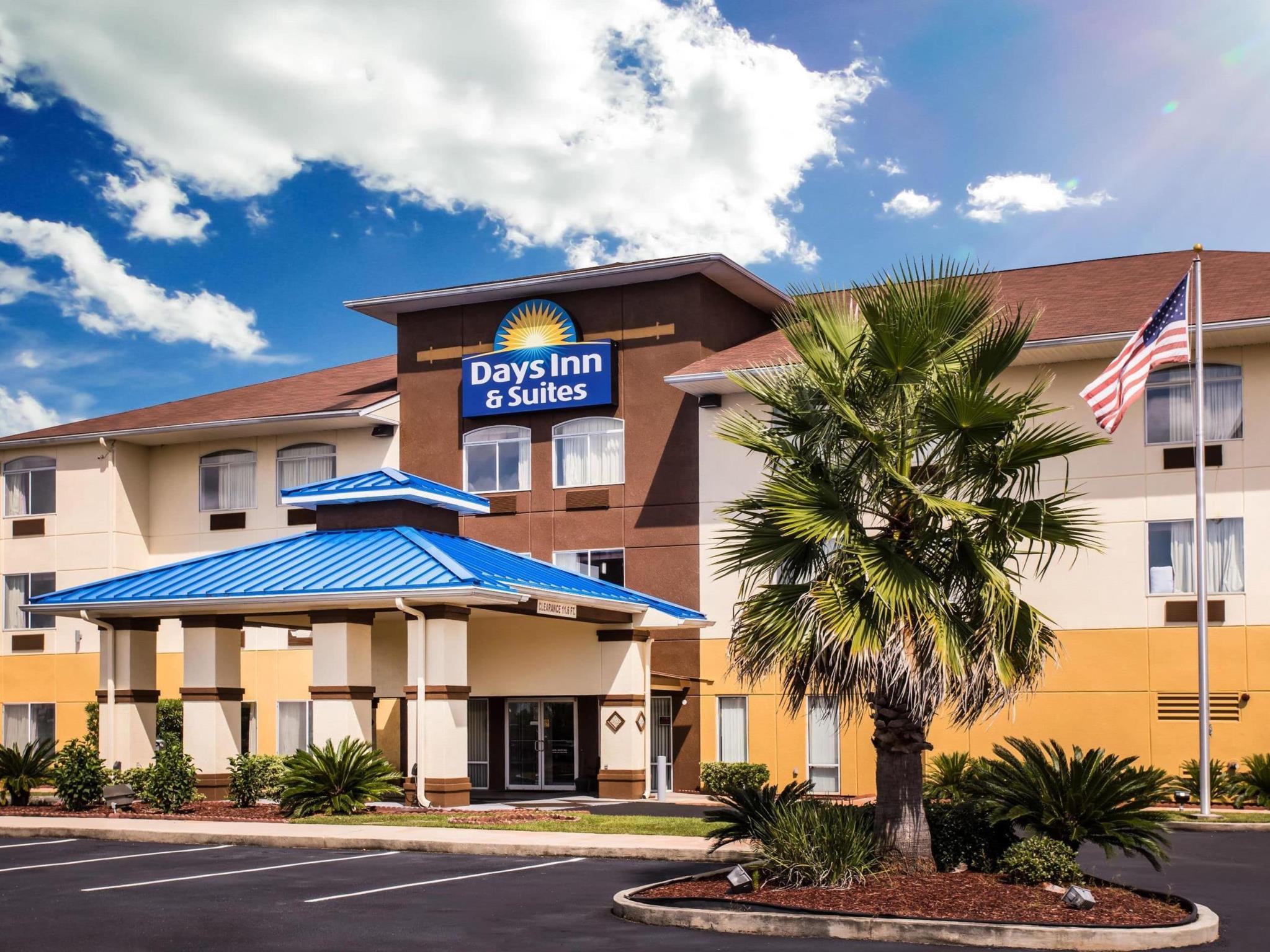 Sleep Inn & Suites Foley Exterior photo